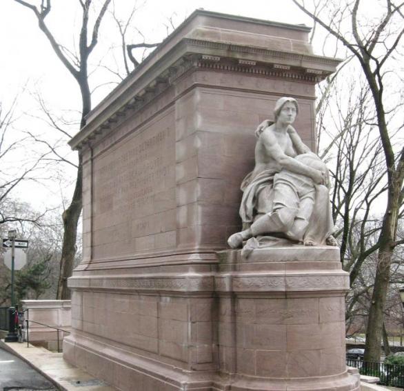 Podobizna Aurey Munsonové zdobí i památník padlým hasičům. Sama je ale pohřbena v neoznačeném hrobě.
