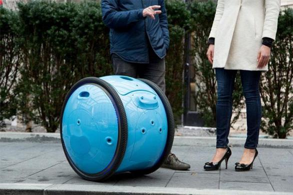 Gita je vysoce inteligentní robotické zavazadlo. Už žádné tahání těžkých kufrů, tohel vozíko půjde samo za vámi!