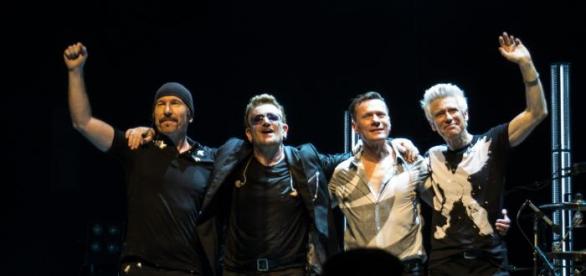 Dnes jsou U2 jednou z nejslavnějších rockových kapel všech dob. Na vrchol ale vedla dlouhá cesta.