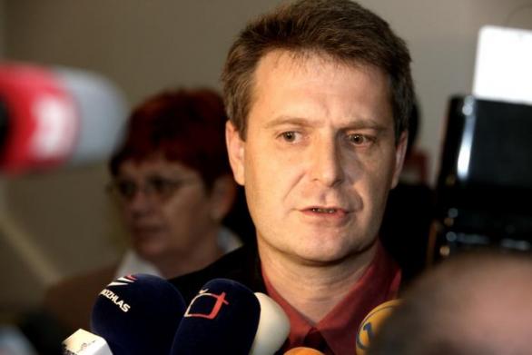 Poslanec Stanislav Grospič (KSČM) – závan totalitního marasmu