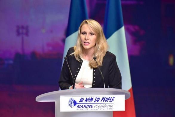 Když jí před pěti lety zvolili poslankyní, stala se Marion Le Penová nejmladší francouzskou poslankyní. Nyní se ve dvaceti sedmi letech rozhodla, že se raději bude věnovat rodině.