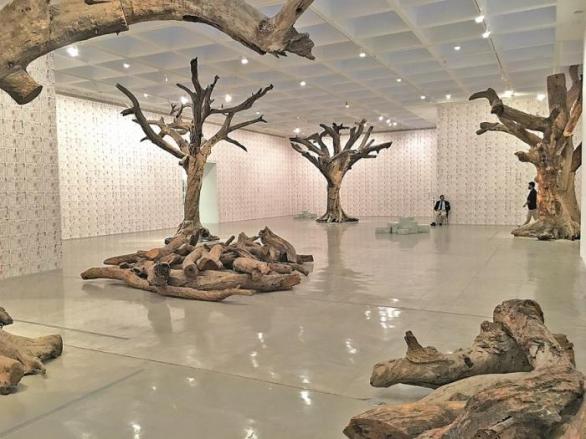 Grandiózní výstava čínského umělce Aj Wej-weje v Izraelském muzeu v Jeruzalémě.