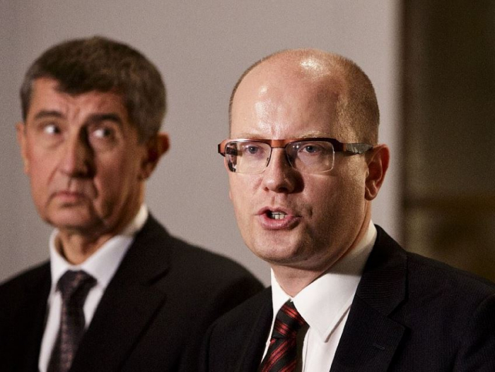 Spory mezi Bohuslavem Sobotkou a Andrejem Babišem vyeskalovaly v současnou politickou krizi. Co bude dál, je vzhledem k značně živelnému vývoji situace prakticky nemožné odhadovat.