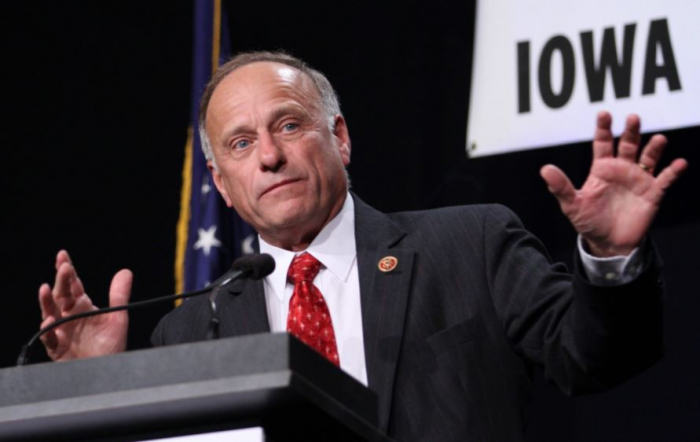 Steve King je republikánským kongresmanem za stát Iowa, kde je nejvyšší koncentrace lidí českého původu v USA.