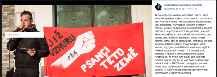 Řečník Socialistické solidarity na žižkovské manifestaci. Stovky naivních lidí se tu zůčastnily levičáckého mítinku za "světovou revoluci", aniž by o tom věděly.
