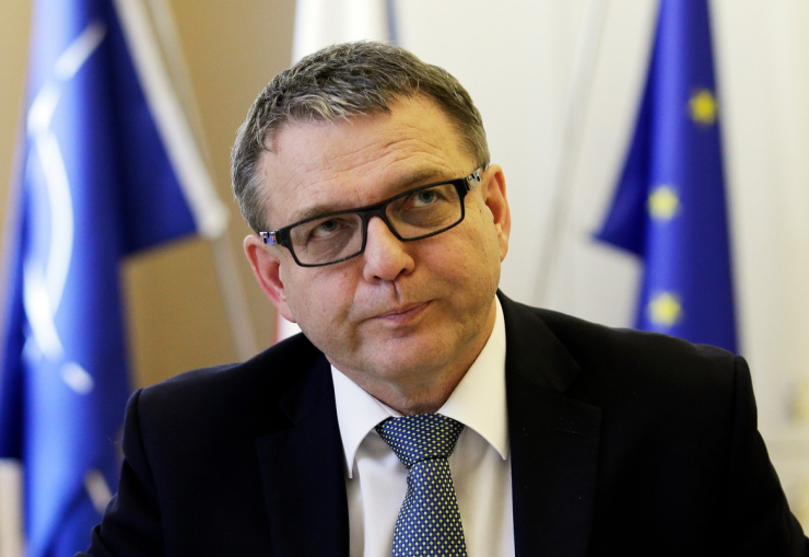Lubomír Zaorálek to nebude mít jako volební lídr ČSSD snadné. S programem, který jeho strana představila, by k vítězství ve volbách potřeboval přinejmenším zázrak.