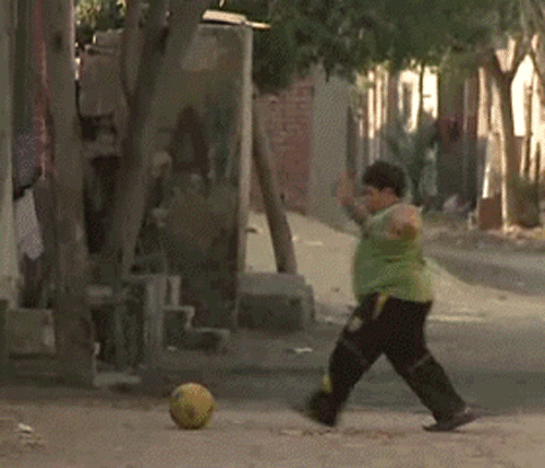 this_is_what_it_looks_like_when_balls_fight_back_11