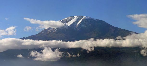 04-1024px-Mount_Kilimanjaro