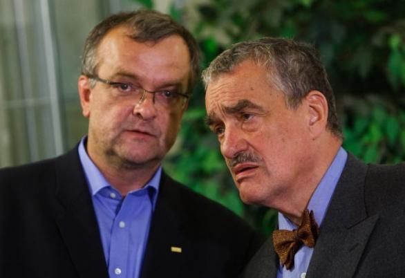 Vystřídání Karla Schwarzenberga Miroslavem Kalouskem TOP09 moc neprospělo.