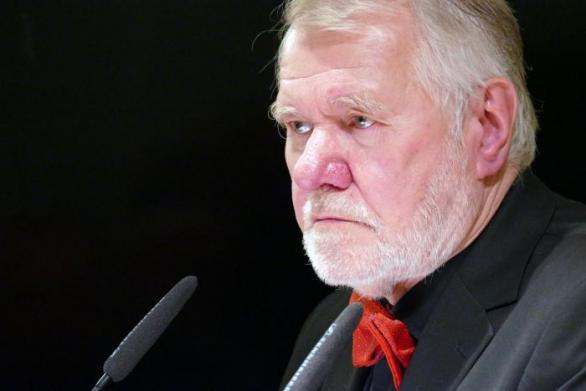 Europoslanec Jaromír Štětina byl napálen na Facebooku. Tohle už ruští agenti přehánějí!