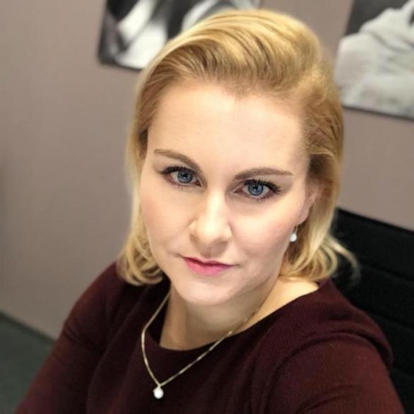 Kontroverzní postava Taťána Malá vystudovala brněnskou hnojárnu a soukromou právní školu s pochybnou pověstí. Kontroverzní postava Taťána Malá vystudovala brněnskou hnojárnu a soukromou právní školu s pochybnou pověstí.