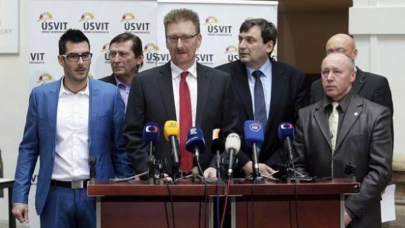 Mají tohle poslanci Úsvitu zapotřebí?