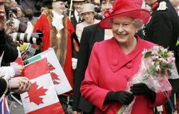 Kanada v čele s královnou Alžbětou je důkazem toho, že konstituční monarchie funguje.