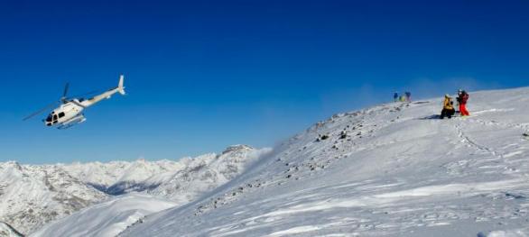 Jedna z mála příležitostí pro heliskiing v Alpách