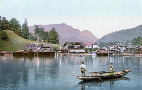 Königsee v roce 1900. Za ta léta nic ze své nevinnosti naštěstí neztratilo.