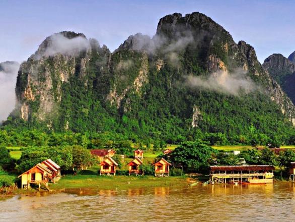 Pokud chcete potkat opravdové lidi bez přetvářky, jeďte do Laosu.