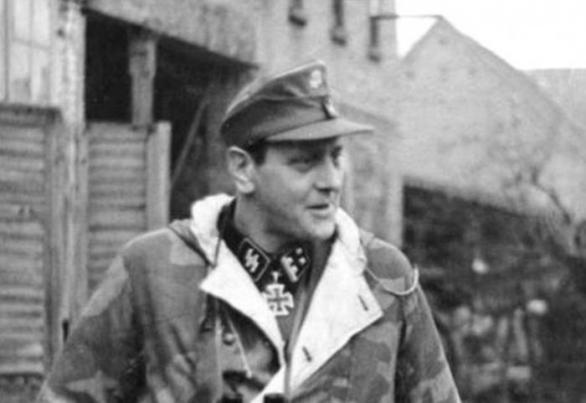S divizí SS Das Reich prošel Skorzeny východní frontou. Věhlas si ale získal sestavením záškodnických speciálních jednotek SS-Jagdverbänd.