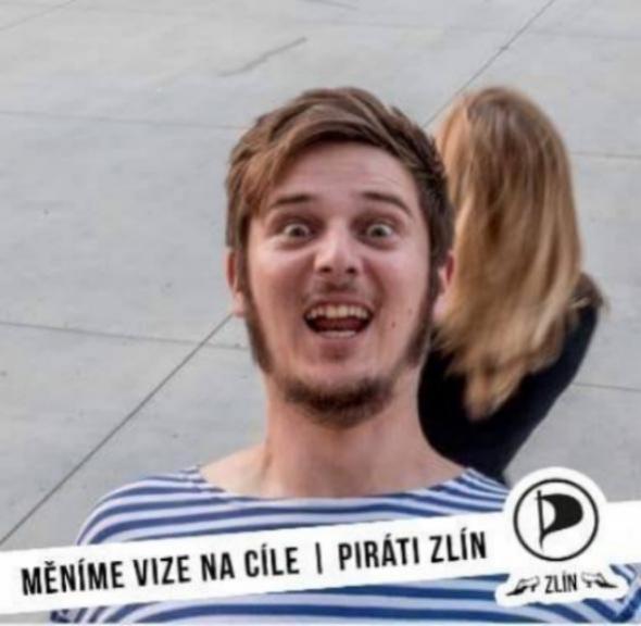 Jakub Stacke odstoupil a ukončil politickou činnost.