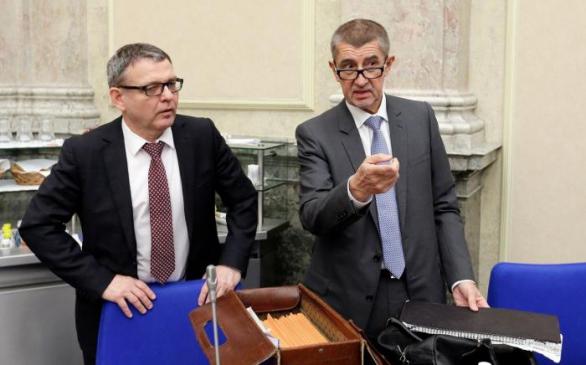 Neváhejte a jděte do koalice s ČSSD. V následující kampani vás pak pomluví, a to se vyplatí.