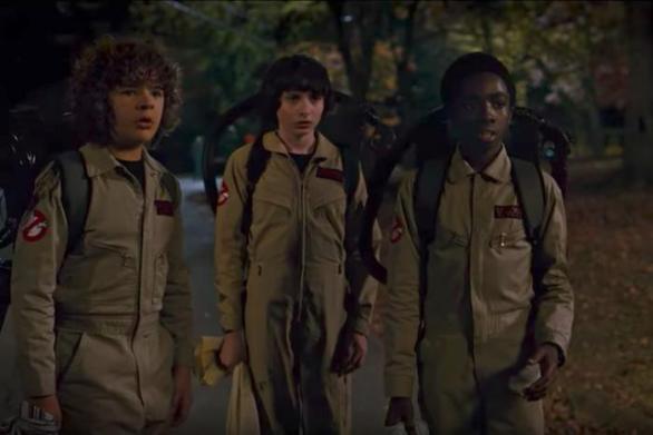Stranger Things jsou seriálovým sci-fi hitem. Vidět obě série vám zabere 14 hodin a něco.