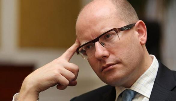 Sobotka prožívá největší politické i osobní neúspěchy v životě. Nejspíše hodně přemýšlí nad tím, co bude dál.