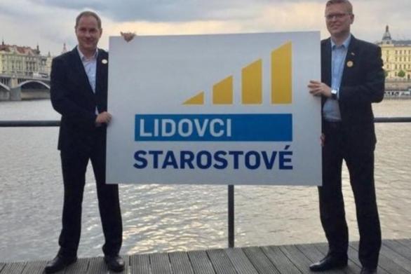 Projekt &quot;Třetí síly&quot; se ukázal být natolik riskantní, že z něj obě strany raději vycouvaly.