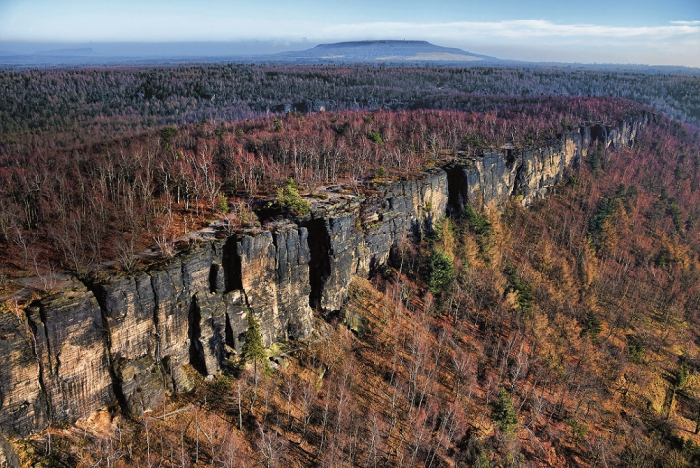 Tiské stěny