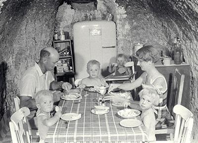 Podzemní kuchyně a jídelna  v Coober Pedy