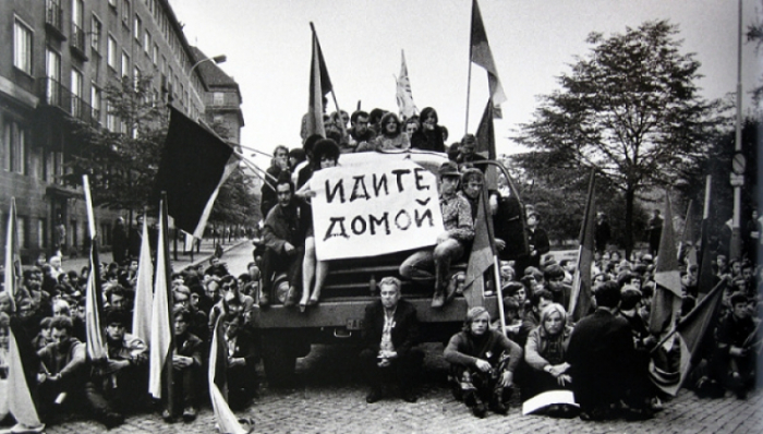 Heslo &quot;Táhněte domů!&quot; ze srpna 1968 platí dnes i pro Alexandrovce