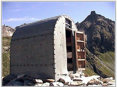 Bivak na Mt. Emilius v Alpi Graie (Itálie)