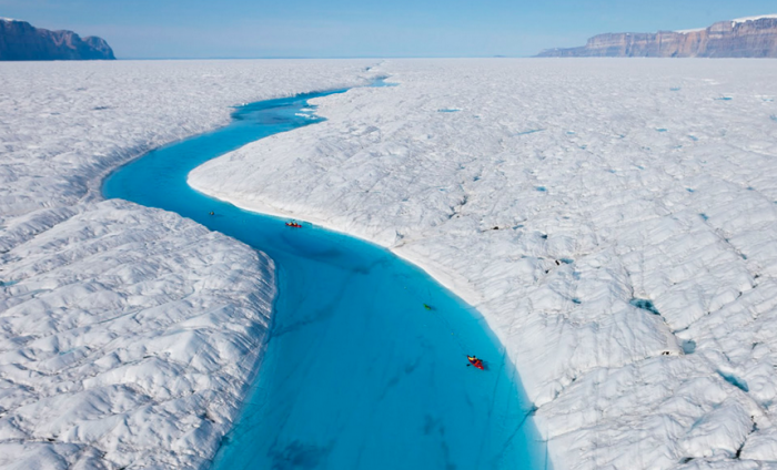 Modré řece v Grónsku se také říká Pettermanova 