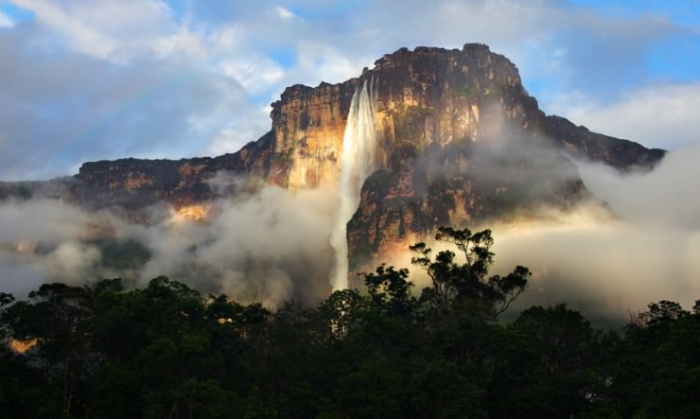 Andělské vodopády ve Venezuele