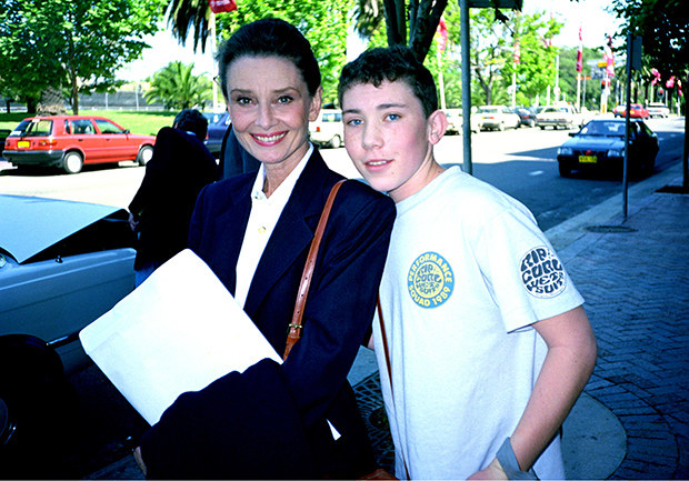 S Audrey Hepburn(ovou) v roce 1991