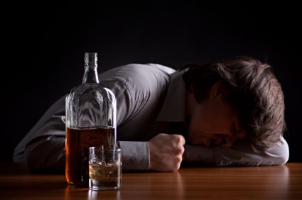 Sice přestal kouřit, ale zato se z něho stává alkoholik. Tím se to vyrovná