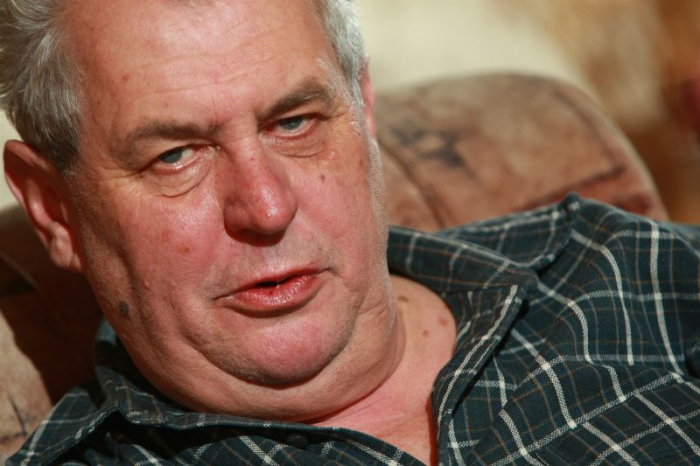 Nadsamec Miloš Zeman ví, co ženy chtějí a jak je potěšit