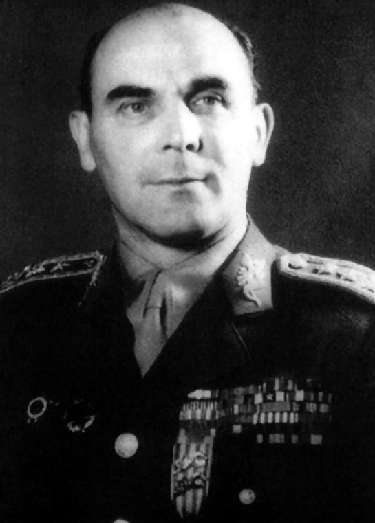 Píka patřil k československé armádní elitě. Za svého života byl mnohokrát vyznamenán.