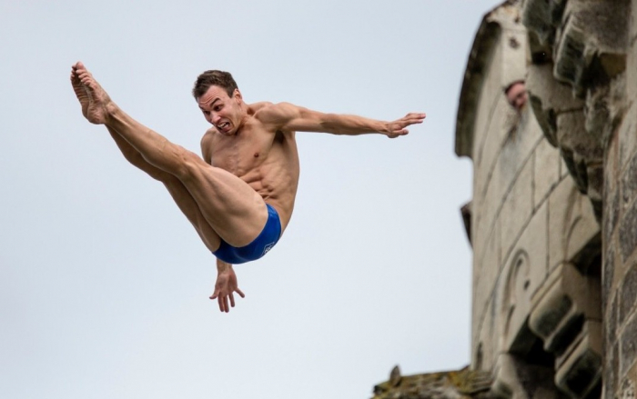 9 Tipu Jak Skakat Do Vody Jako Borci Z High Jumpu G Cz