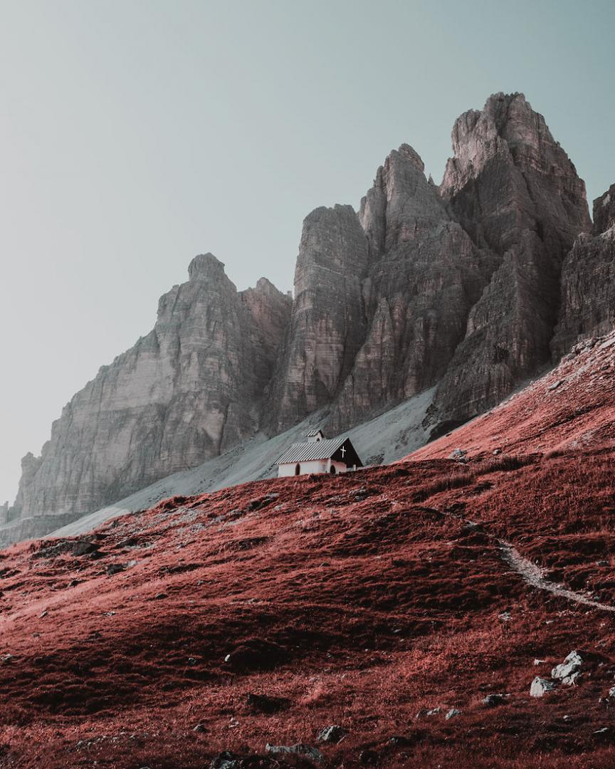 Jak vidí svět barvoslepí lidé? Tím se zabývá jistý italský fotograf.