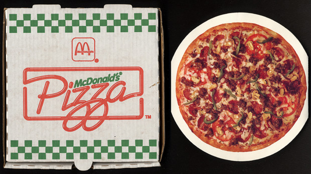 Věděli jste, že ještě v 70. letech si Američané v McDonaldu mohli dát klidně i pizzu?
