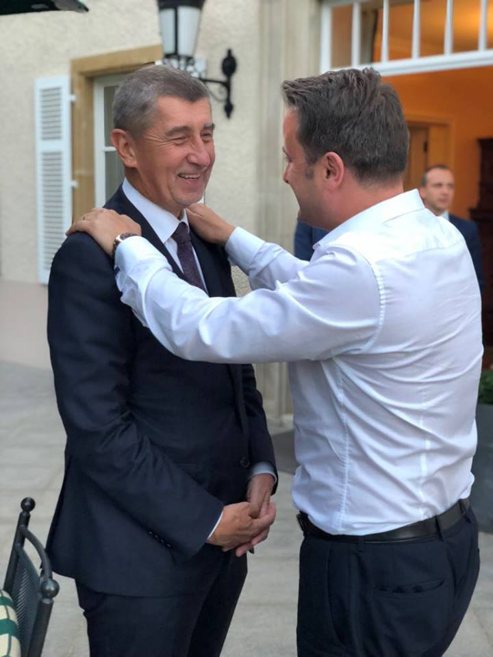 Babiš má alespoň solidní účes