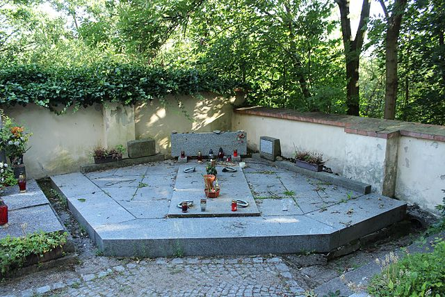 Hrob Josefa Kemra 