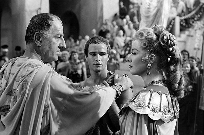 Caesar (vlevo) ve filmovém zpracování z roku 1950. 