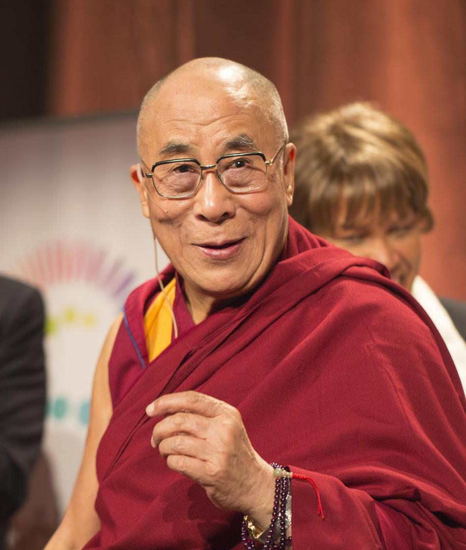 Dalajlama si na podporu vytáhnul českou vlajku z řitě