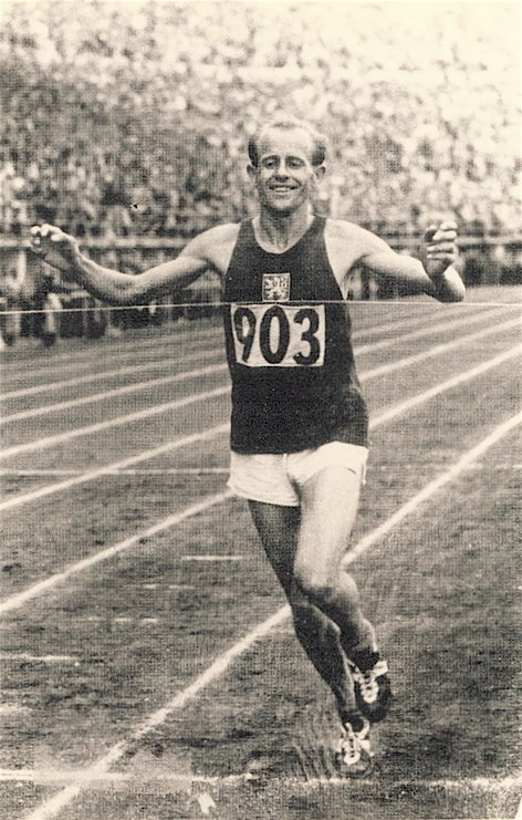 Emil Zátopek vytvořil celkem třináct světových rekordů.