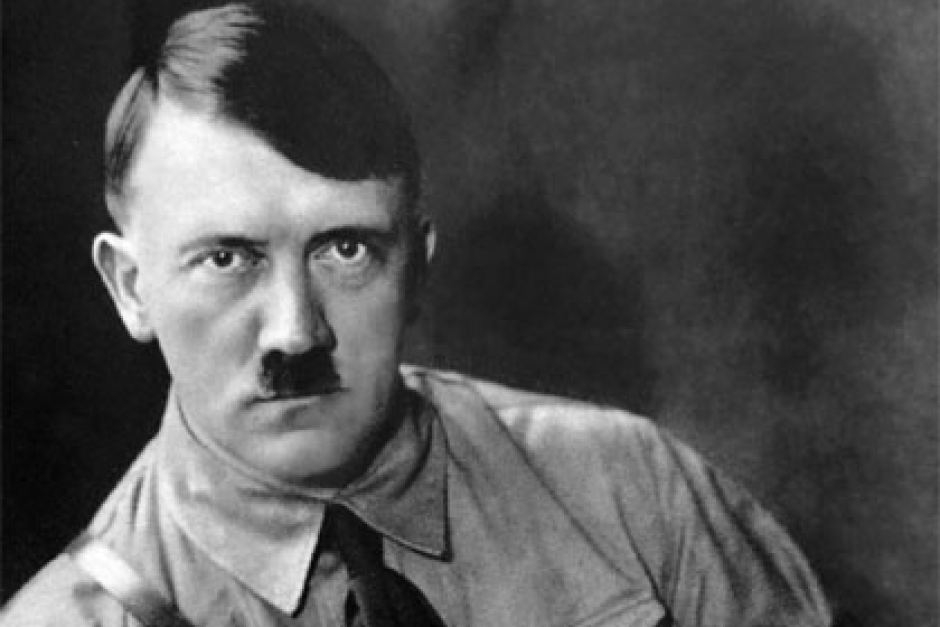 Adolf Hitler byl osoba třetího pohlaví a jmenoval se Heike Mann