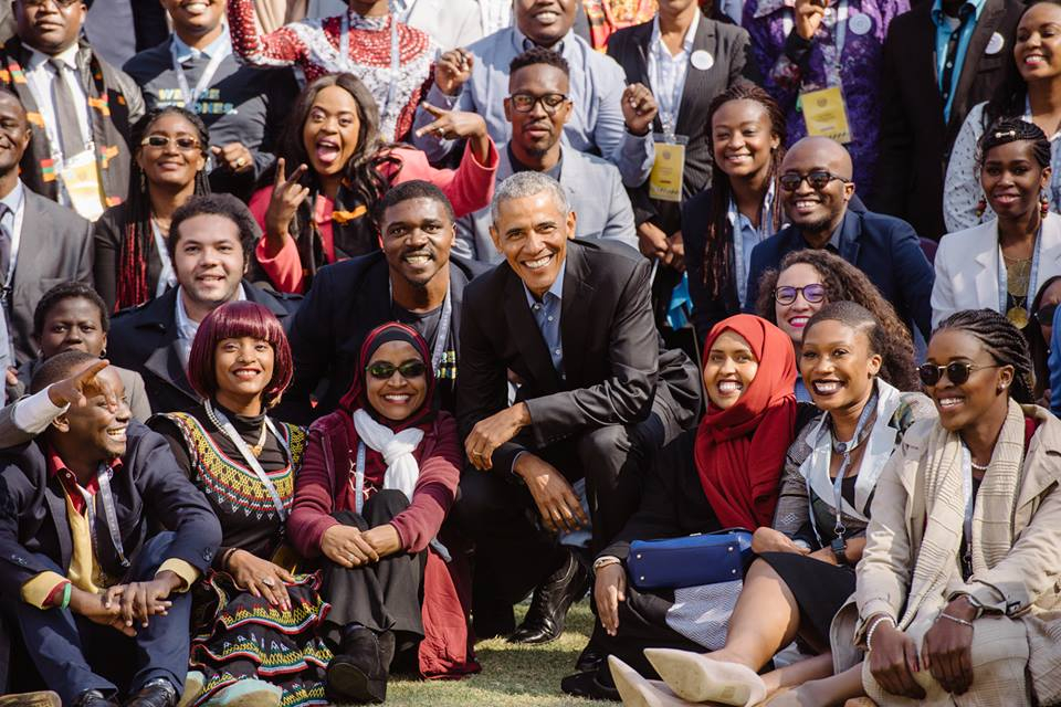 I když už není ve funkci, pořád je v jednom kole. Věnuje se práci pro neziskovou nadaci Obama Founda.tion