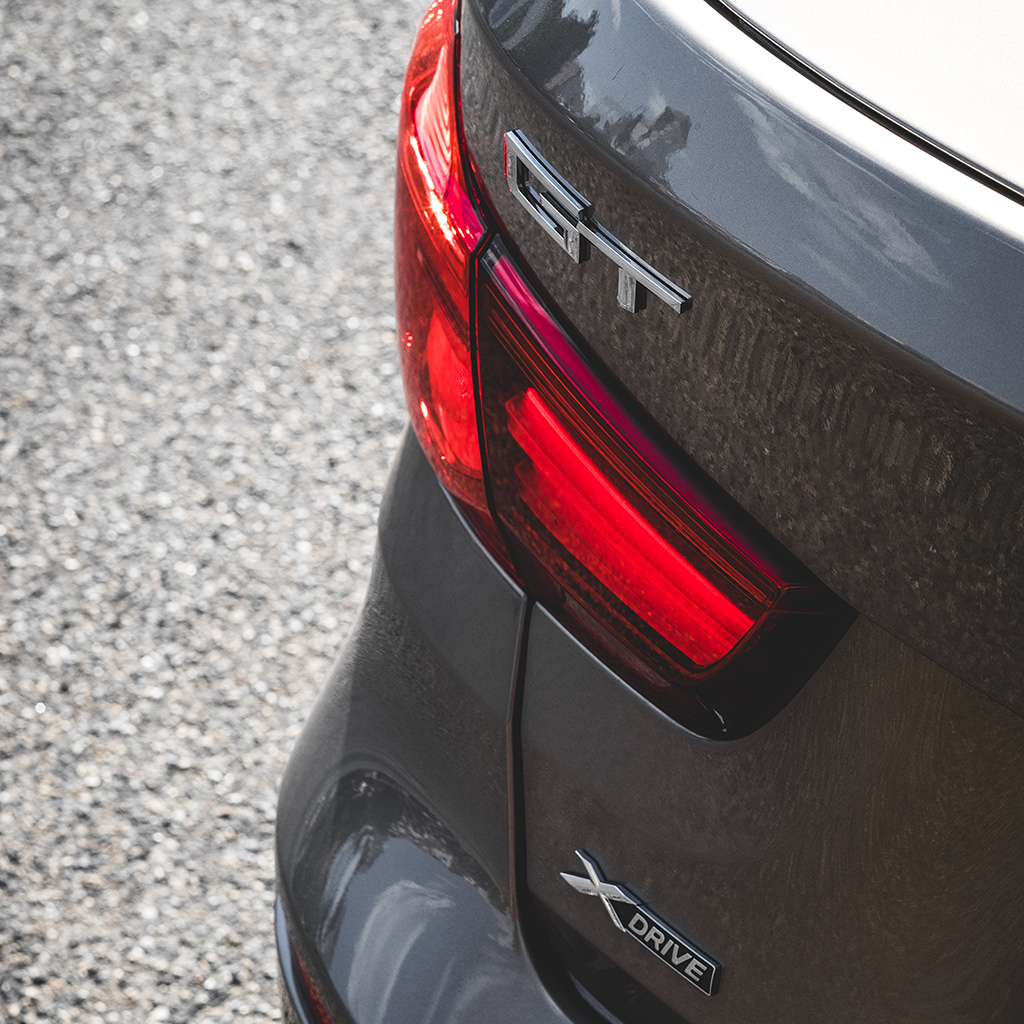BMW 320i GT