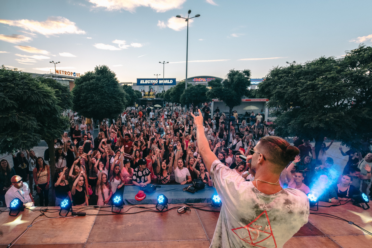 Na festivalu vystoupil i Majk Spirit