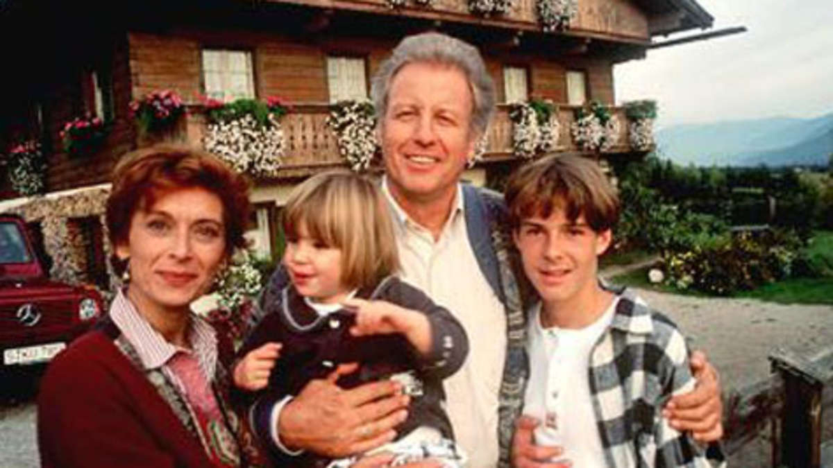 Už jenom z té fotky ta absolutní nuda přímo přetéká