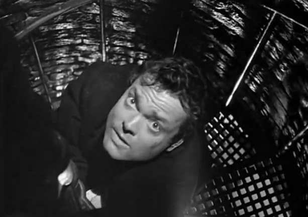 Welles "pouze" jako herec v oskarovém snímku Třetí muž. Scénář napsal slavný britský spisovatel Grahem Greene